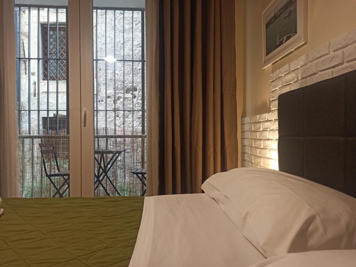 Duca Di Villena Palermo Zimmer foto